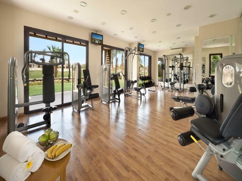 Jaz Little Venice Golf Resort Ain Sukhna Dış mekan fotoğraf The gym at the resort
