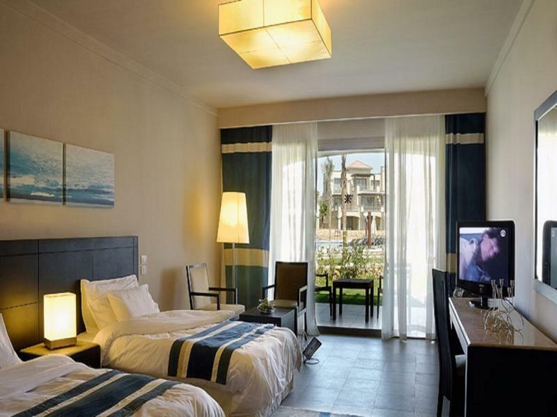 Jaz Little Venice Golf Resort Ain Sukhna Dış mekan fotoğraf A room at the hotel
